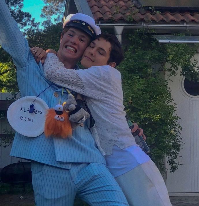 archiveyroyals's tweet photo. “We have developed our friendship so much, and we’ve gotten to know eachother even more. I feel like that has made us more comfortable working together and doing intimate scenes. […] I feel safe with Edvin, and that makes it all easier.”

- Omar Rudberg https://t.co/rCCbX7QsfP