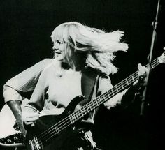 Musa del rock and roll. Happy birthday Tina Weymouth   