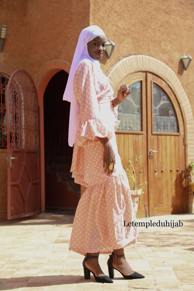 letempleduhijab's tweet photo. Nos jupes sariii💃🏽
 Prix : 12000f
Tel : 77 834 38 31 
.
.
.
@Messir_MK @mareme_sadio @kanory___a https://t.co/UoSb7RnV3Y