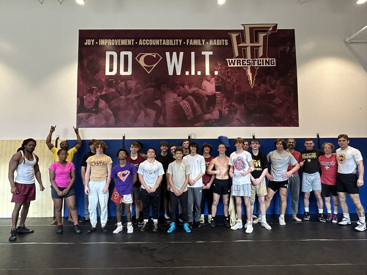 FSUSWrestling's tweet photo. Always happy to have alumni back in the room! Had 5 former athletes (3 of them are coaching with me this year).  Got BIG news for this years @camikebrown tournament I’m unveiling Friday!! @FSUS_Athletics @bigbendpreps @AlisonPosey14 @NorthFLAMatmen @KabraWrestling https://t.co/xEDSNIfuTg