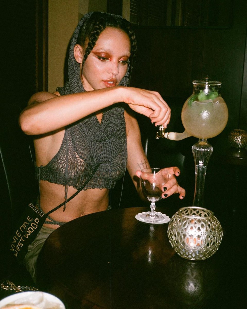 FKAtwigs's tweet photo. bike jesus 
📸 sara melvin https://t.co/M3h34MqijG