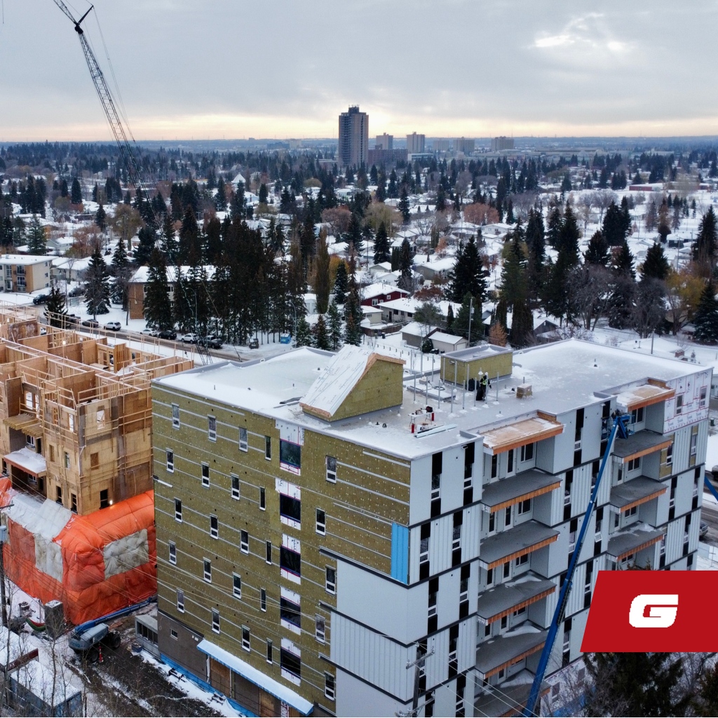 GrahamBuilds's tweet photo. Our team is working hard on the Lendrum housing complex in #YEG. 
The entire six-story superstructure of the west building is complete, with exterior envelope, metal cladding and brick veneer siding systems more than half complete. #GrahamBuilds #Buildings #Housing https://t.co/Ccy4tlmLsw