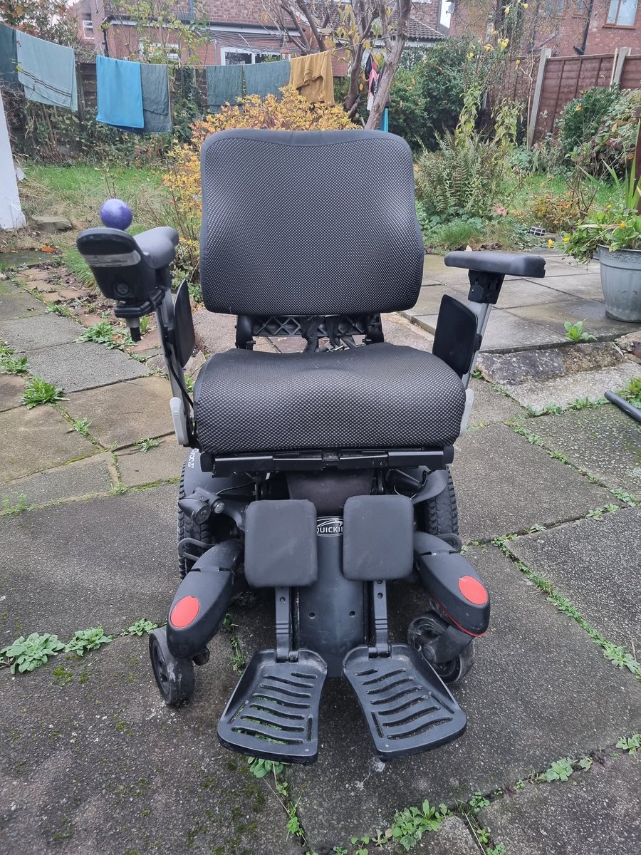 I'm selling my powerchair very cheaply (UK) - worth £11k, offers around £3k

Slim shot since I never tweet these days so probably no-one will see this but if you do please RT... 

Thanks!