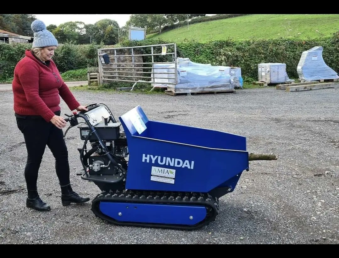 AgriInnovation's tweet photo. LIMITED TIME SPECIAL OFFER - New Hyundai Tracked Mini Dumper 500kg with Hydraulic Tip = £2106.66 + VAT * SAVE £526.67 * https://t.co/rQiHfn46eQ  IN STOCK NOW

#minidumper #minidumptruck #mucktruck #construction #constructionuk #builders #landscapegardening #equestrian #equinelife https://t.co/0PpxtRC1G3