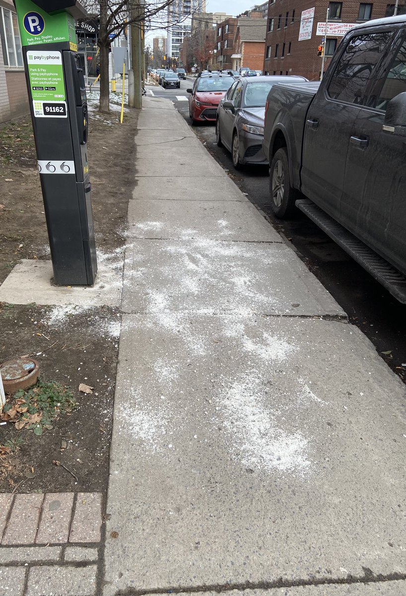kittypants's tweet photo. Seriously @ottawacity ? A woman with a walker had to go onto the street because she was afraid of tripping. You can do better than this. #toomuchsalt #cityofottawa #budget #ottawa @ArielTroster https://t.co/SHvmbi0gcP