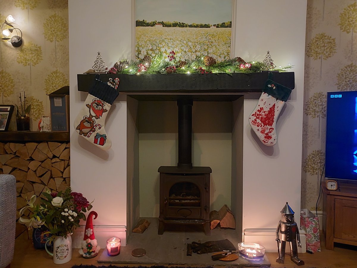REvansx's tweet photo. I'm loving our @Disney stockings! All ready for the festive season! ✨️ 🎄
@DisneyStoreGBR https://t.co/2xoleMP2tl