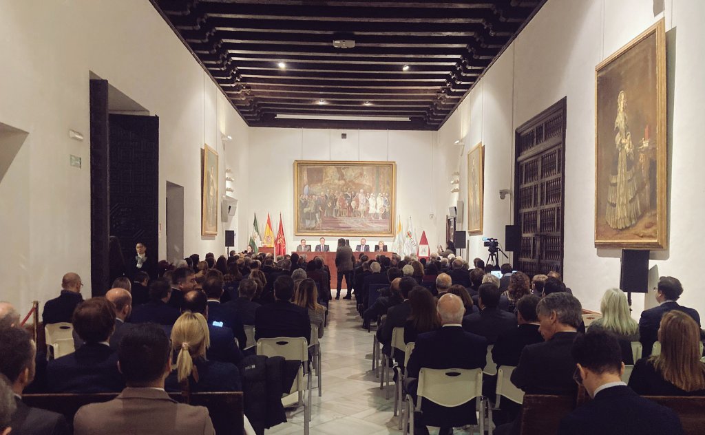 CEUAndalucia's tweet photo. Los Premios CEU Fernando III, promovidos por la Fundación Universitaria CEU Fernando III, reconocen los méritos de personas, empresas e instituciones en distintas áreas como educación, deporte, ciencias jurídicas, investigación e innovación empresarial
#PremiosCEUFernandoIII https://t.co/vwEkrUAjZl