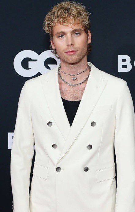 LUKE HEMMINGS YOU ARE UNREAL