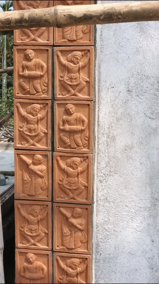 artscartindia's tweet photo. Our ongoing Terracotta Mural Project at #RadhaKrishna #Temple, Baruipur, #Kolkata #WestBengal
#artscart #Terracotta #mural #murals #muralist #artwork #artconsultant #artconsulting #commissionedartwork #commissionedart #commissionedwork #ArtProject #commissionedproject https://t.co/vksDtfixaU