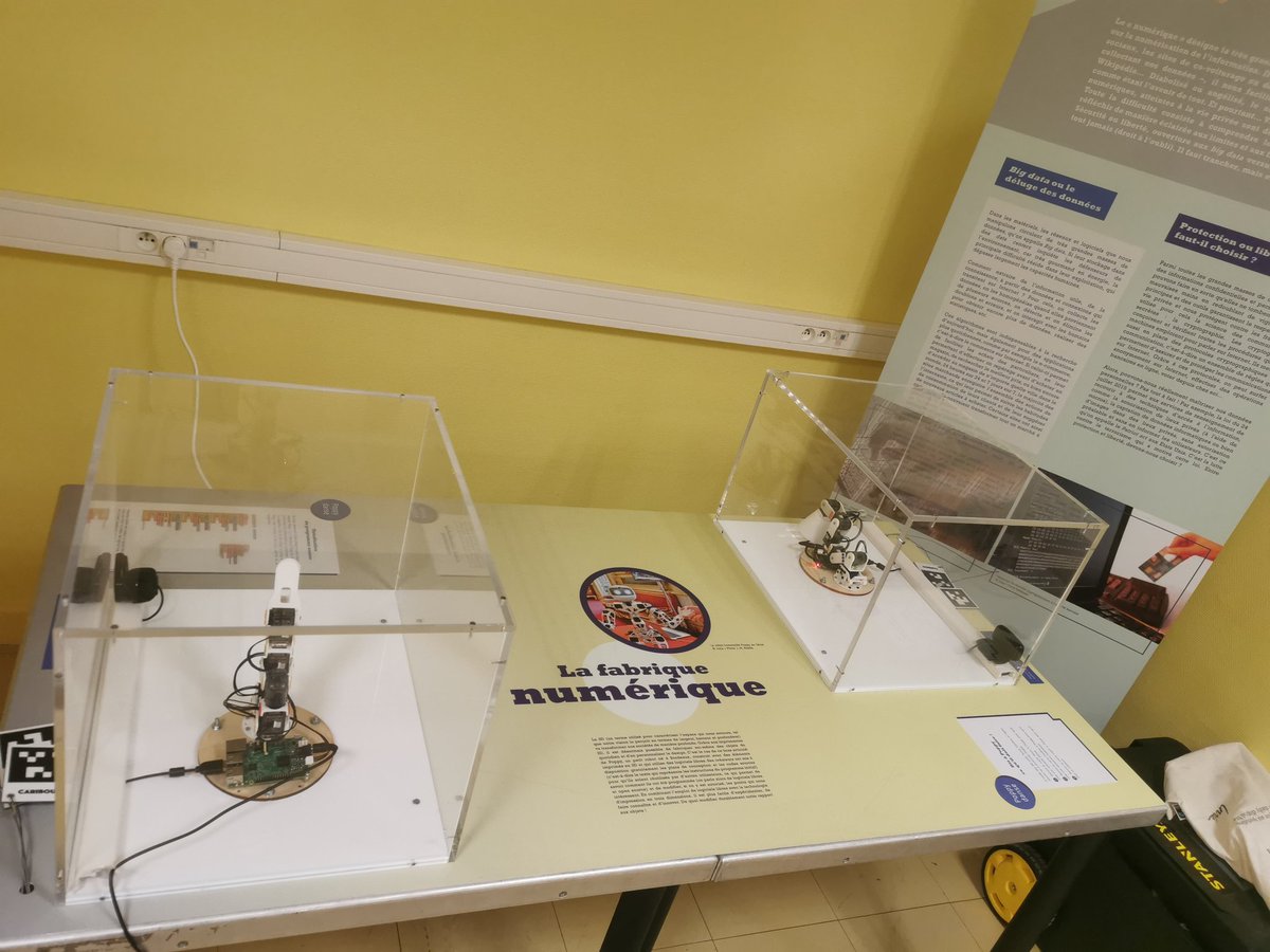 explometierstv's tweet image. RT @dane_nancy_metz RT @57play: Préparation de l&apos;Expo temporaire @HomoNumericus prêtée par @Inria_Nancy et complétée par @Projet_eTAC : J-1 avant inauguration au Lycée Charles Jully de St Avold dans le cadre de la #cordéeDeLaReussite @RA_GrandEst @acnanc…