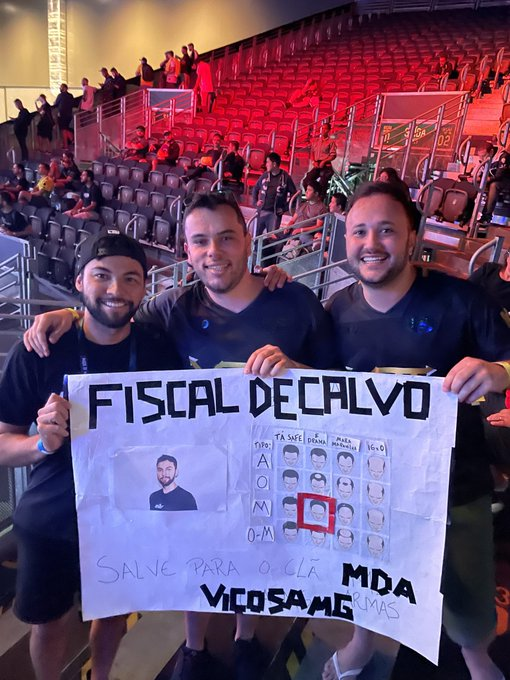 BarbosaMoreia's tweet photo. @FalleNCS @ESPNBrasil @nakfps Calvo e simpático. https://t.co/XkdULYh1YP