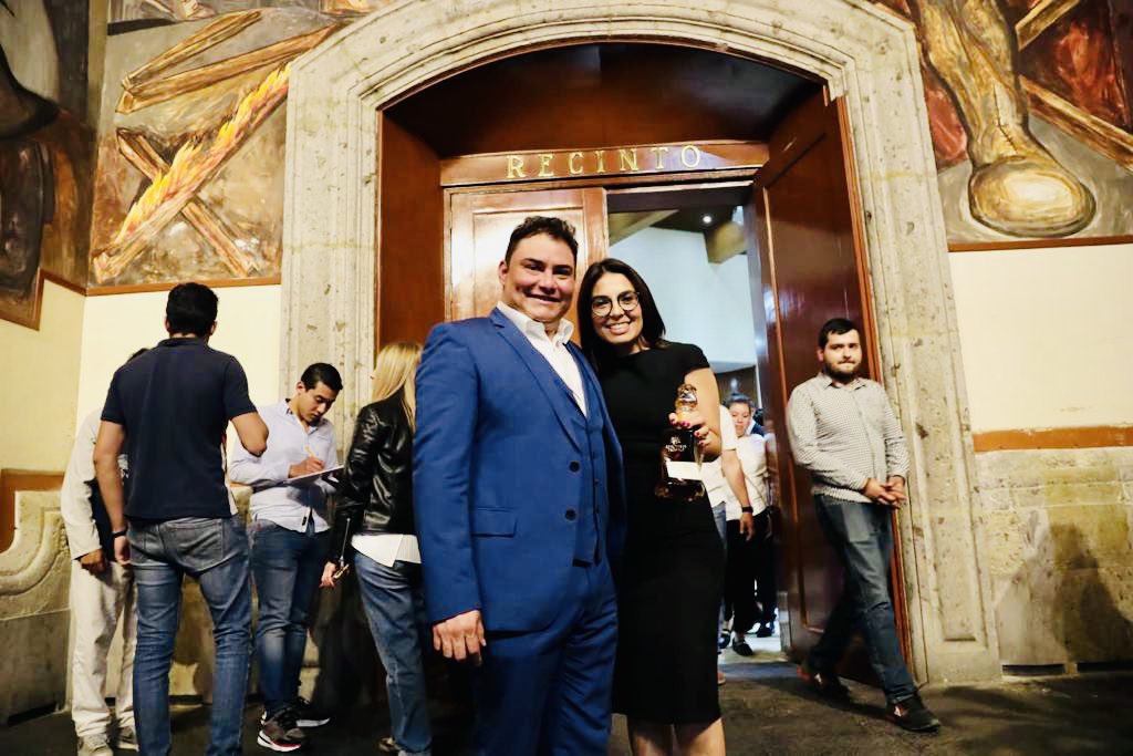 PartidaGildardo's tweet photo. Postales del Primer Congreso Nacional sobre el Estado de Derecho, donde tuve la oportunidad de saludar a algunas personalidades de la vida pública de nuestro país. https://t.co/7ufRC6ivh2