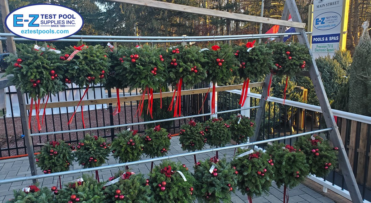eztestpools's tweet photo. We are decking the halls with kissing balls, wreaths, and trees! #HappyHolidays 🎄❄️ https://t.co/23DbNOtQgI