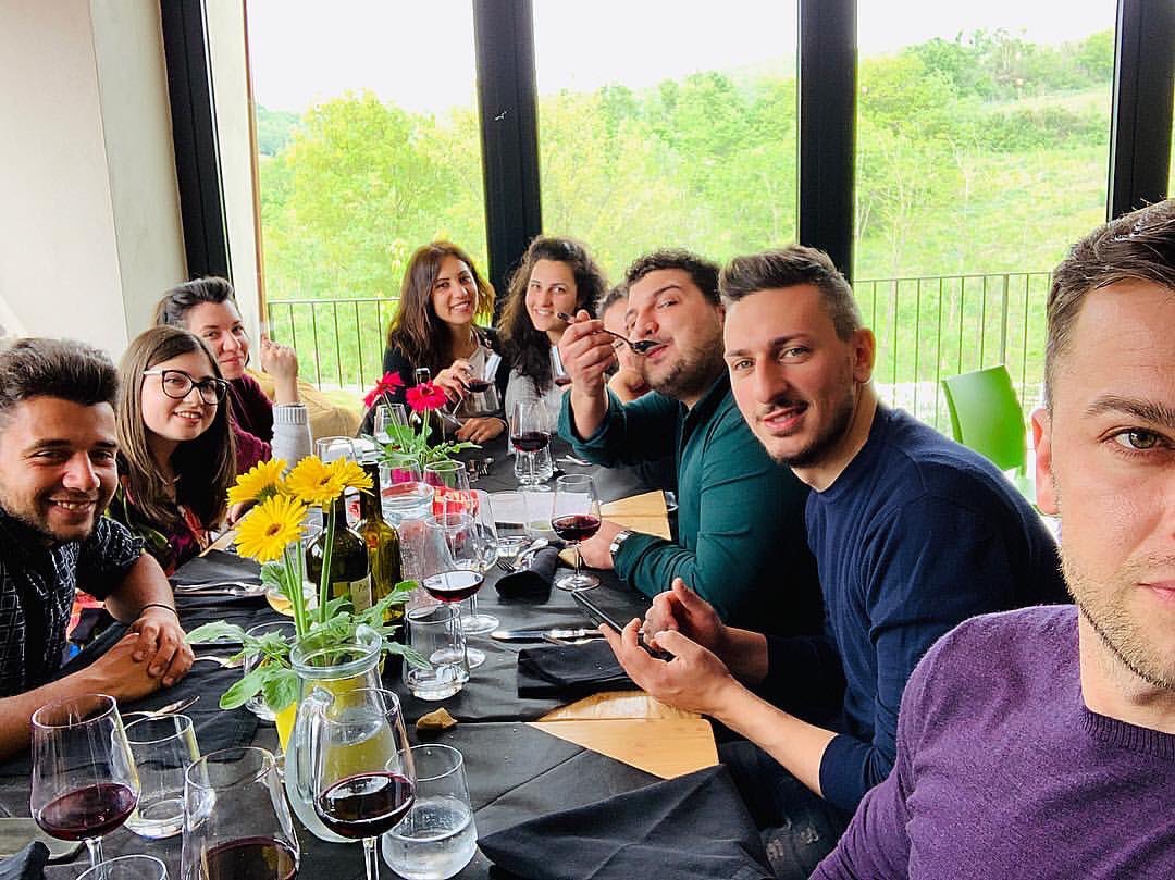 AlbertEdison99's tweet image. Friends can make you feel happier