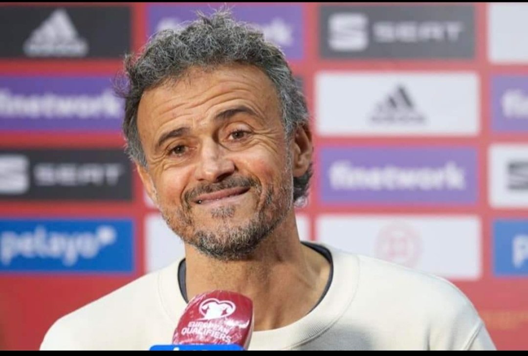 AngelChans61087's tweet photo. Impresionante exhibición de la Selección de "los guajes de Lucho", él se echa toda la presión, y si las cosas van mal él confesaré ser el culpable y si las cosas van bien estoy seguro que echara la culpa a sus jugadores, grande Lucho!!! A seguir!👊🏼👊🏼👊🏼💪🏼💪🏼💪🏼 https://t.co/A1NTa2EStr