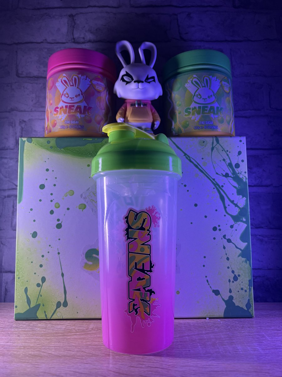 🚨last min giveaway🚨

With the launch of #sneakpinkvsgreen we are giving away: 

1x shaker
1x melon blast tub 

How to enter:
🟤follow me so I can DM you
🟤follow <a href="/SneakEnergy/">SNEAK</a> 
🟤retweet this tweet 

Winner picked love tomorrow at 12pm UK time