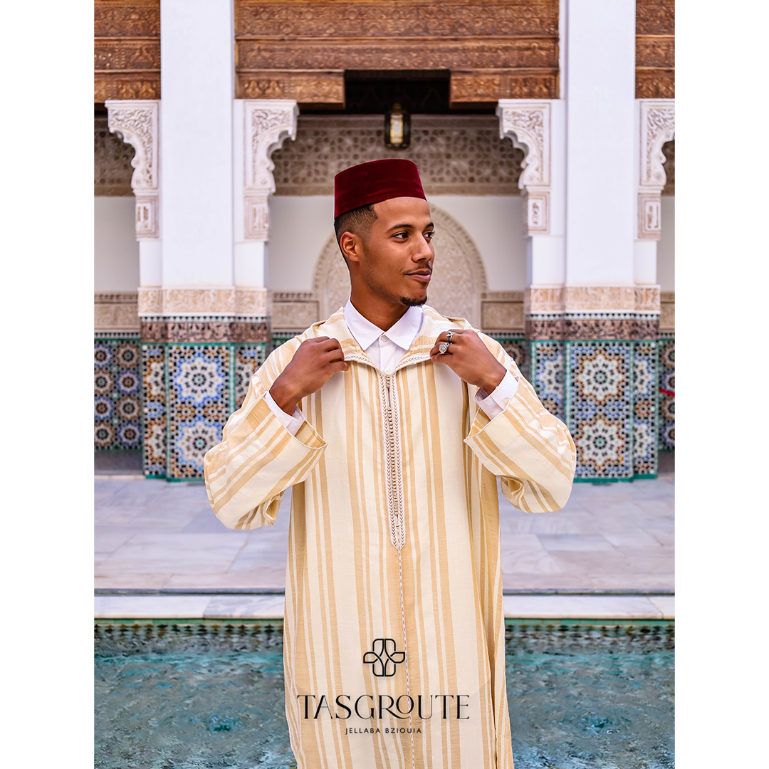 TASGROUTE's tweet photo. Royal Moroccan Jellaba Bziouia 
The Past, Present &amp; Future
Moroccan genius outfit;

Priceless heritage
Elegance
Quality Handicraft https://t.co/B3wMK6xlvE