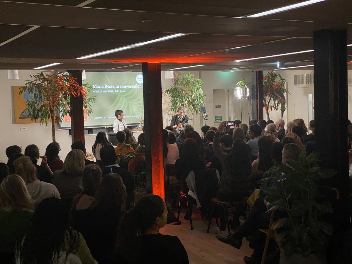 graceinflight's tweet photo. Inspiring to hear @mariaressa speak tonight in London about how democracy does slowly and what we can do to fight against it. https://t.co/RbeUZYnURa