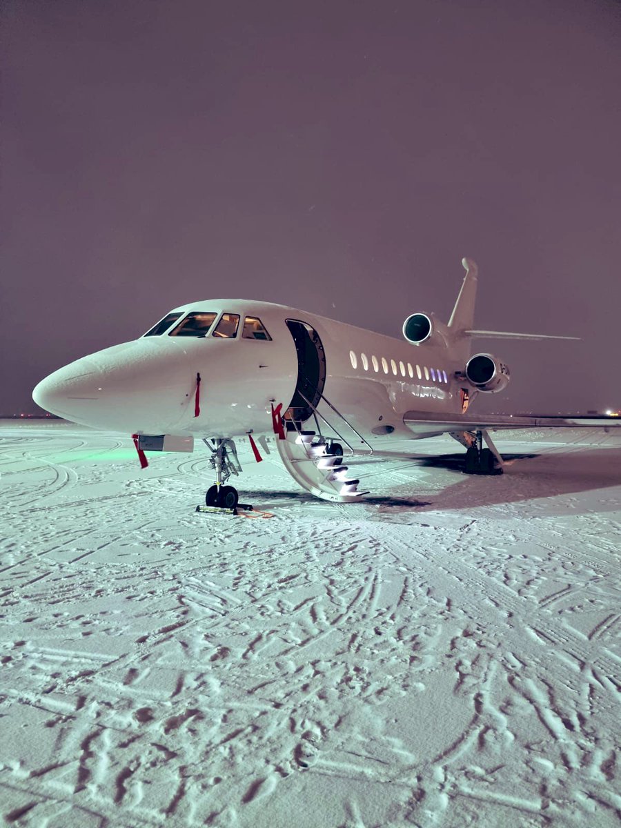 OC32Sqn's tweet photo. Envoy conducting Winter Ops! https://t.co/IZdoBqOk2T