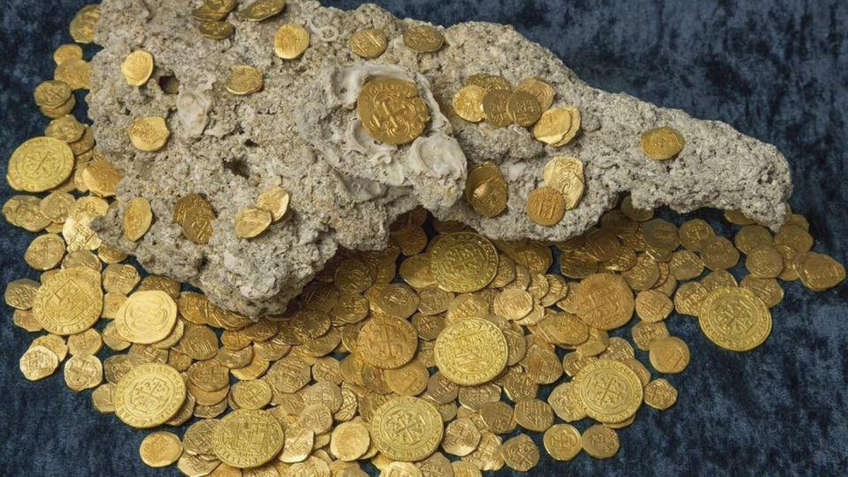 nigrumlegenda's tweet photo. ¿Sabías qué?… la reserva de oro y plata que había en las haciendas reales de las Españas en Hispanoamérica era alrededor de 1billón de € (1.000.000.000.000). Oro del que se apoderó Inglaterra facilitado por Simón Bolívar, San Martín y demás incautos traidores. https://t.co/vxiioyvhtb