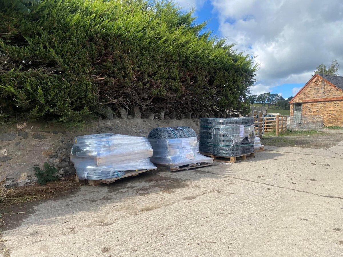 Busy old month on grant fencing. Drop me a message if you are doing any this winter. We drop ship all over the Uk