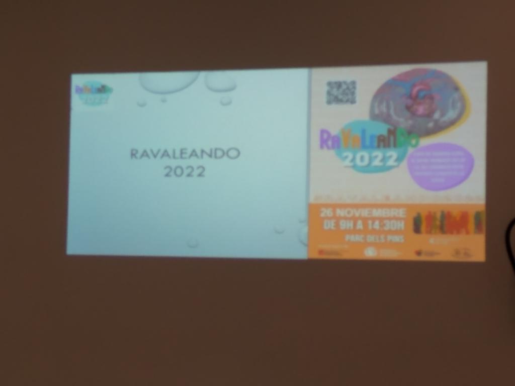 #SantaColoma Darrer plenari #Ravaleando abans del gran dia! El Parc dels Pins s'omplirà d'activitats i de molta il.lusió! #SantaColomaésVida <a href="/scgramenet/">Aj. Sta. Coloma Gram</a>  <a href="/AsociacioAMMAME/">Asociación AMMAME</a> <a href="/favgram1/">Favgram</a> <a href="/cinfants_stco/">Casal dels Infants de Santa Coloma</a> <a href="/germina/">Germina</a> <a href="/FundacioTallers/">Fundacio Tallers | Inclusió Laboral</a> <a href="/cdesantacoloma/">Castellers de Santa Coloma</a> <a href="/cclaietansgram/">Laietanes i Laietans de Gramenet</a> @omniumbdn <a href="/veuanimal/">Veu Animal</a>