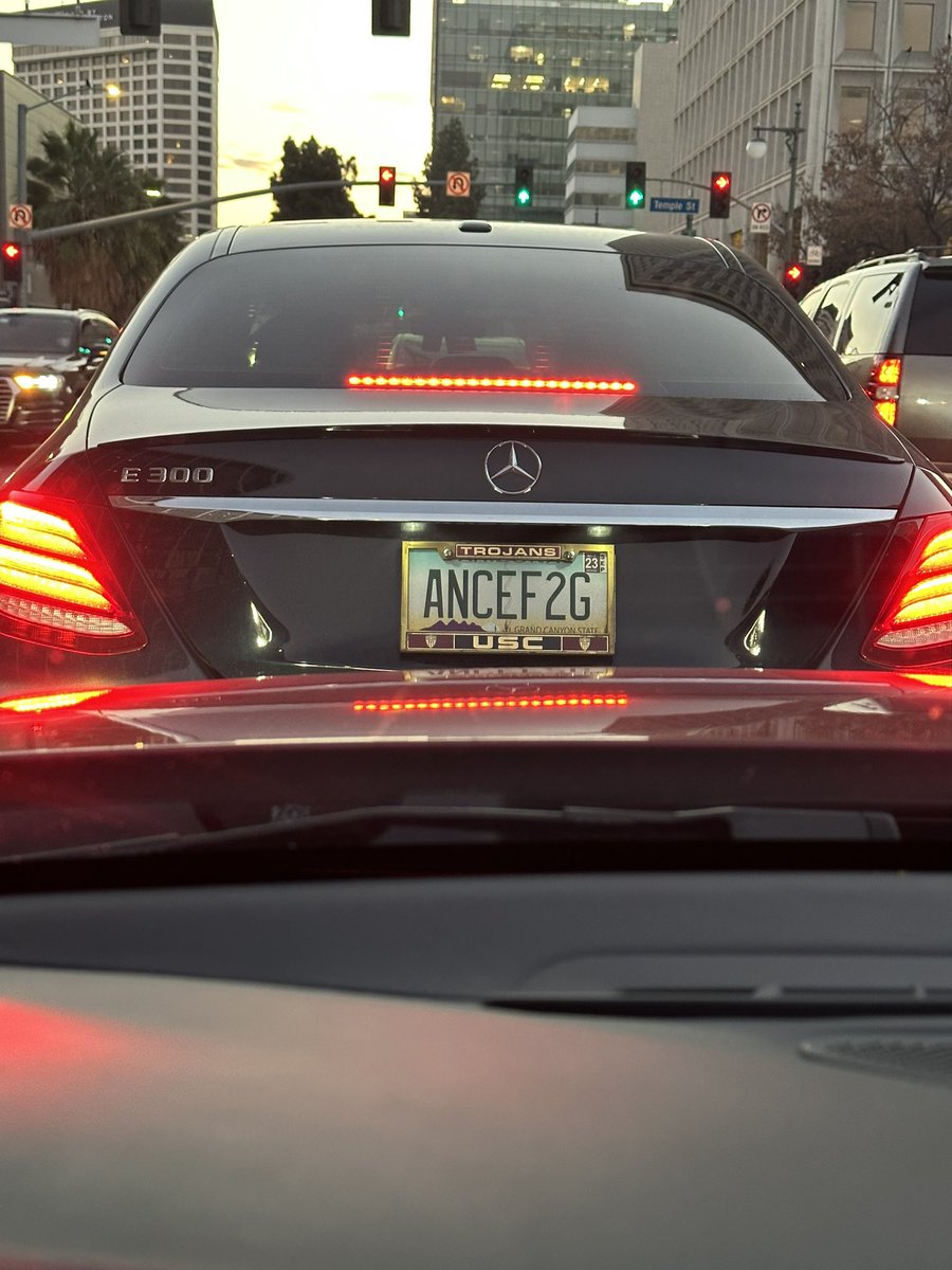 Tell me you’re an orthopaedic surgeon without telling me you’re an orthopaedic surgeon.

#orthotwitter #MedTwitter