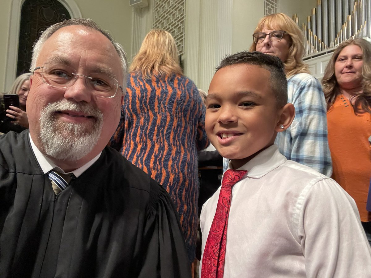 judgejohngraham's tweet photo. Our Drug Court graduation was a huge, happy, incredible celebration last night. Wish you could’ve been there! #drugcourt #drugcourtswork #accountabilitycourts https://t.co/hELlofYAVR