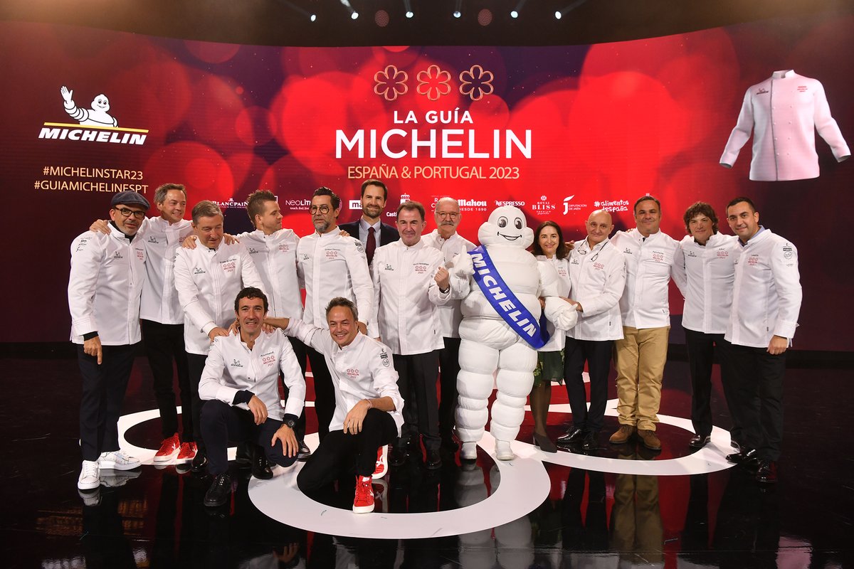 La crónica de la largaaaaaaa entrega de las estrellas Michelin para 2023 en Toledo <a href="/GuiaMichelin_ES/">La Guía MICHELIN</a> ya está en <a href="/gastroviaje/">Gastronomoyviajero</a>  <a href="/HermanosTorres/">Hermanos Torres</a> <a href="/AtrioRestaurant/">Atrio Restaurant</a> 
gastronomoyviajero.com/guia-michelin-…
