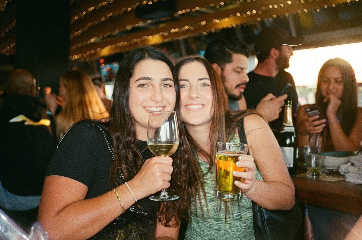 Time slows &amp; the party begins at The Duck Dive 🥂

📸 by <a href="/missgirl/">missgirl</a>
