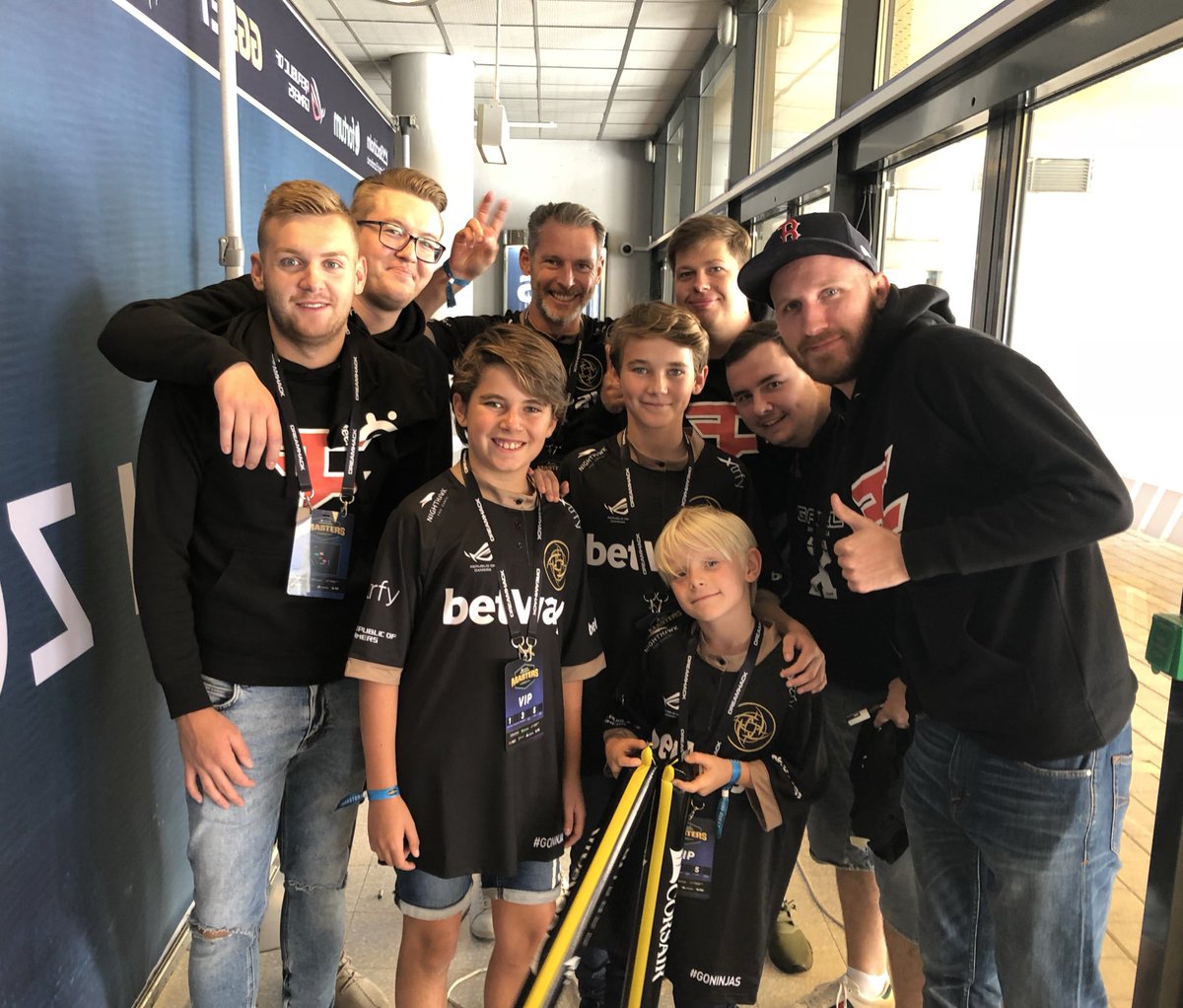 Looked through old pictures and found this gem. My brother and my nephews with a bunch of legends ☺️

I should frame it and give it to the nephews as a Christmas gift