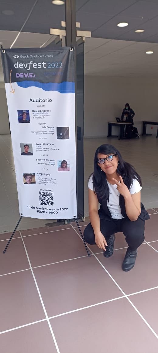 sagmmd's tweet photo. ¿Les conté que la semana pasada estuve dando una charla acerca de "Estándares de Código" en el #devfest2022 con el equipo de @dsc_escom_ipn?
¿Se lo perdieron 😱?
¡No se preocupen! Pueden verlo en diferido en canal de #gdscESCOM 👉https://t.co/BmBXVnFUta https://t.co/OQntrkMxpB