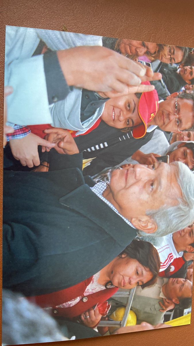 chivilucky's tweet photo. @lopezobrador_ hace unos años apoyándolo Sr. Presidente https://t.co/CIICoOakYk
