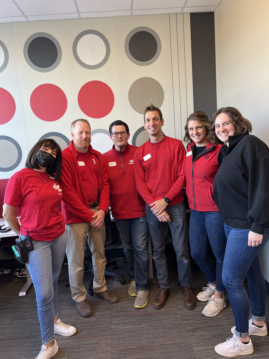 So much JOY! #Thankful for the one team vision and all in mentality they all have everyday! #grateful to the leaders who believe in me and placed me into this store! #blessed to be leading a store and team ready and willing to grow 🎯 #joyfulmoments