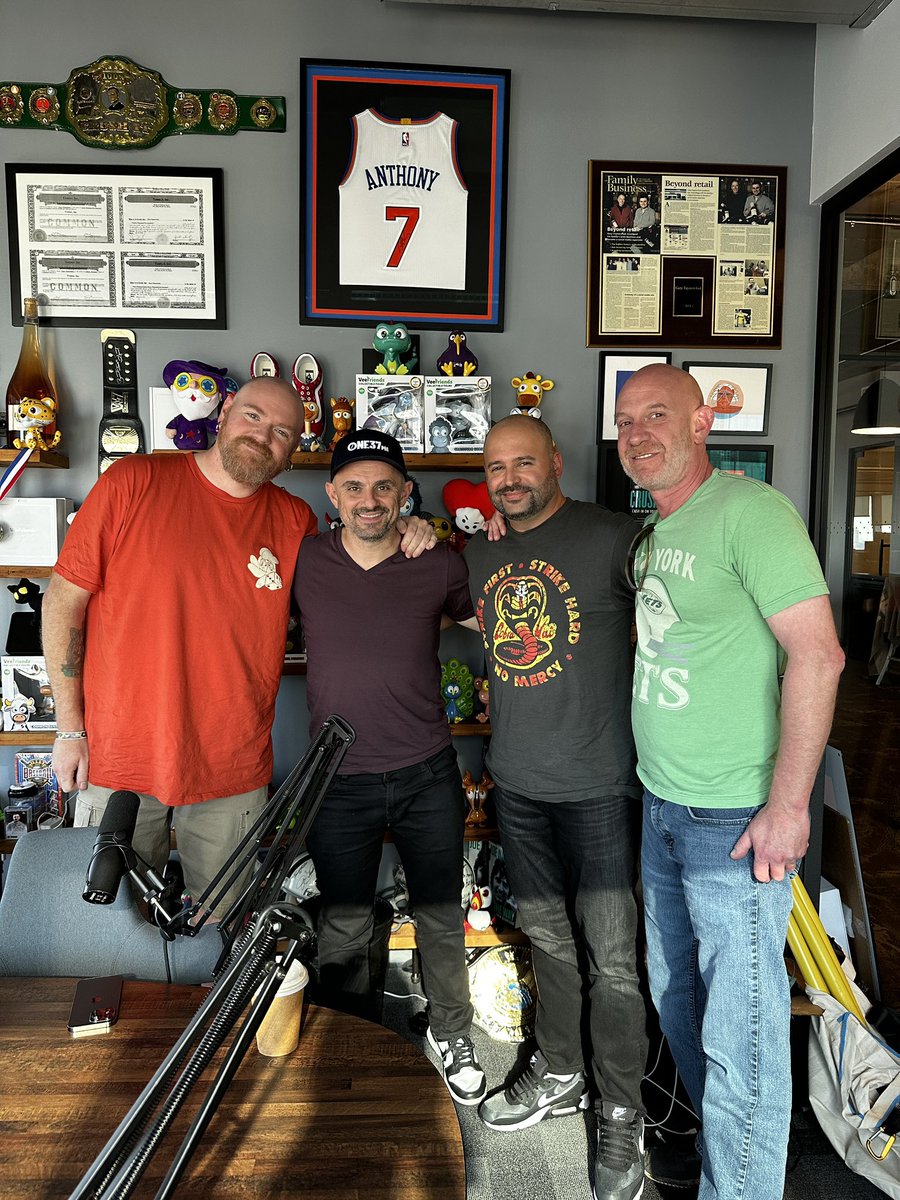 BigGreenRob's tweet image. 