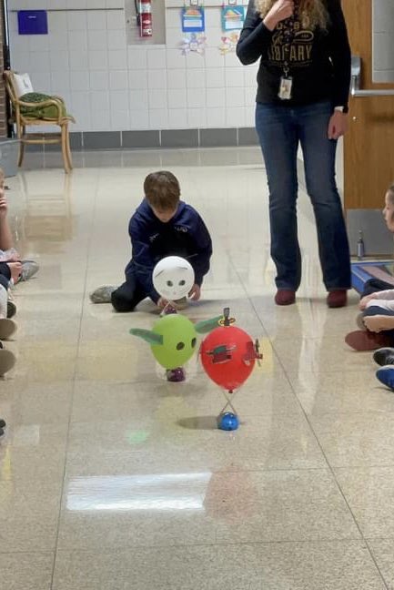noeslibrary's tweet photo. Thanksgiving Parade with Code and Go Mice and Dash Robot! #ourhcpslibrary @marbarwick https://t.co/jVpvawJq8z