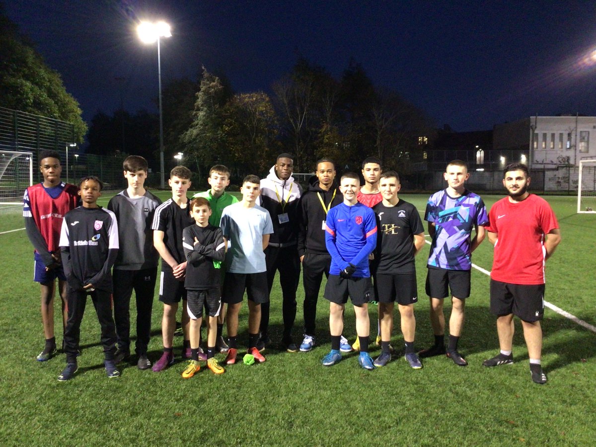 SMAwider's tweet photo. Massive thanks to our former pupil and current Motherwell Development Team player @Richardtambwe14 and fellow professional @mmoadam7 for coming down and running a training session for the boys today. Active, confident and inspiring 👊👏 @StMungosAcademy @MotherwellFC https://t.co/yFHwgRNikU