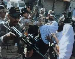 AltafHussain_90's tweet photo. آج COASقمرباجوہ صاحب نےالوداعی خطاب میں فوج کی غلطیوں کااعتراف کیاہے
جوکہ خوش آئند ہے
لیکن
کیاہی اچھا ہوتاکہ وہ غلطیوں کی نشاندہی بھی کردیتےجن کےباعث لاکھوں مظلوموں کےگھروں میں صف ماتم بچھی ہے
اور
کروڑوں عوام کی نمائندہ جماعت MQMکوسیاسی آزادی نہیں ہے
ان غلطیوں کاازالہ کون کرےگا؟ https://t.co/CaYuefGesb