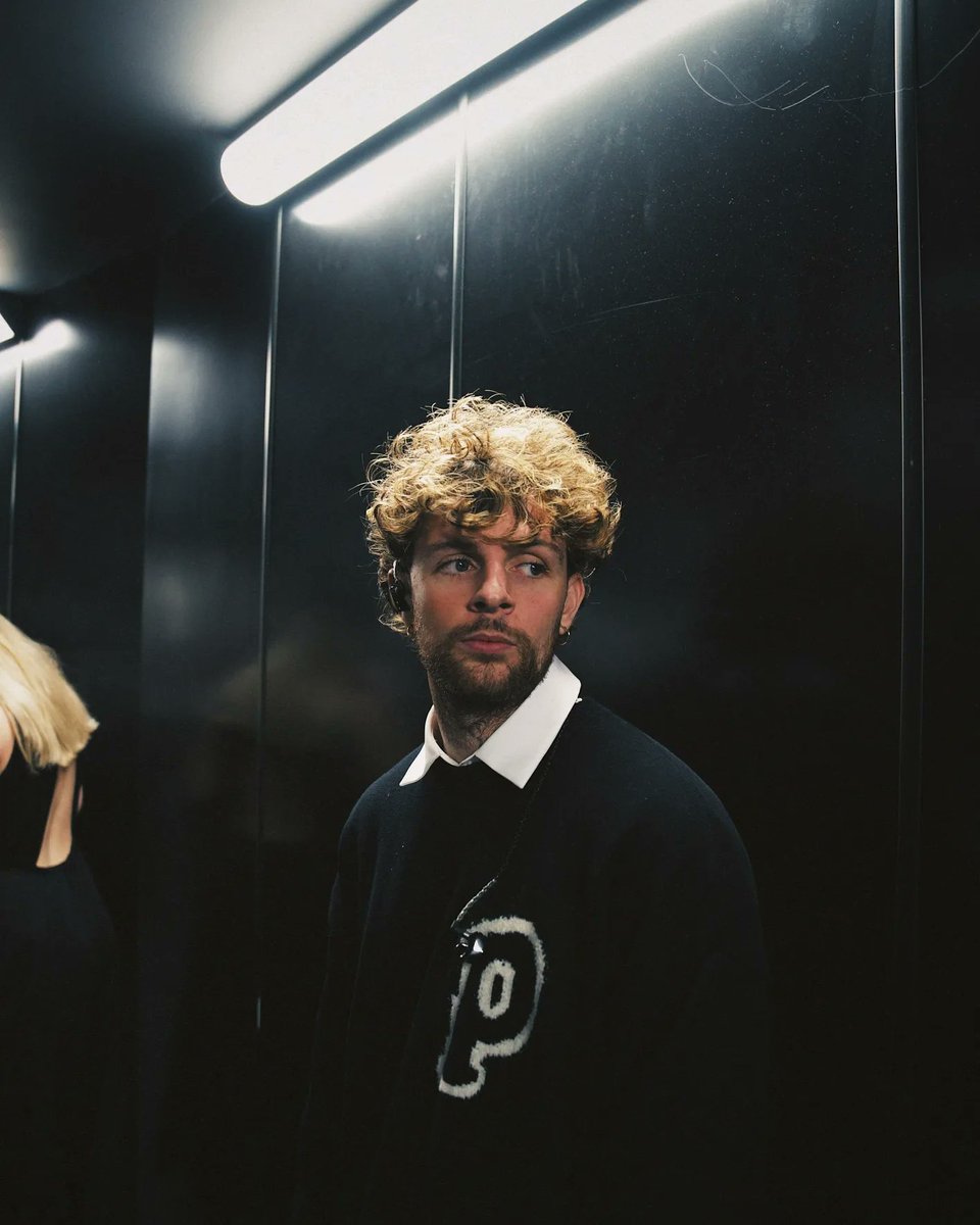 Tom_Grennan's tweet photo. Last night at @makenoise 💚 https://t.co/BGtetoT8Iw
