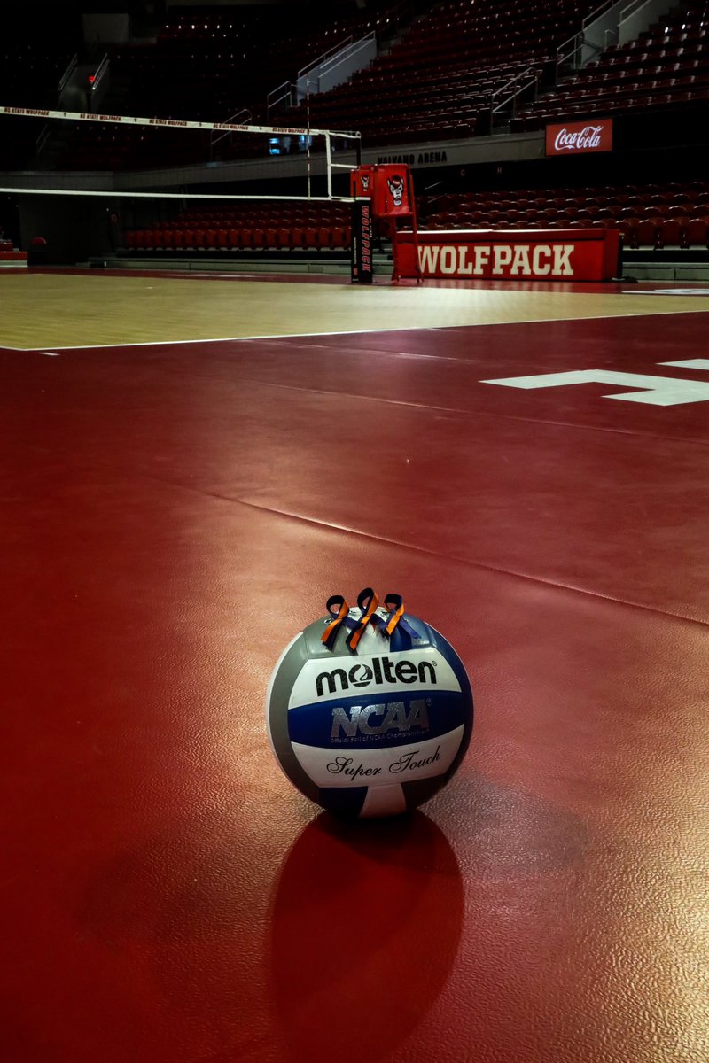 PackVball's tweet photo. 𝙄𝙩'𝙨 𝙗𝙞𝙜𝙜𝙚𝙧 𝙩𝙝𝙖𝙣 𝙩𝙝𝙚 𝙜𝙖𝙢𝙚🧡💙

#UVAStrong https://t.co/hfsdaBA0IL