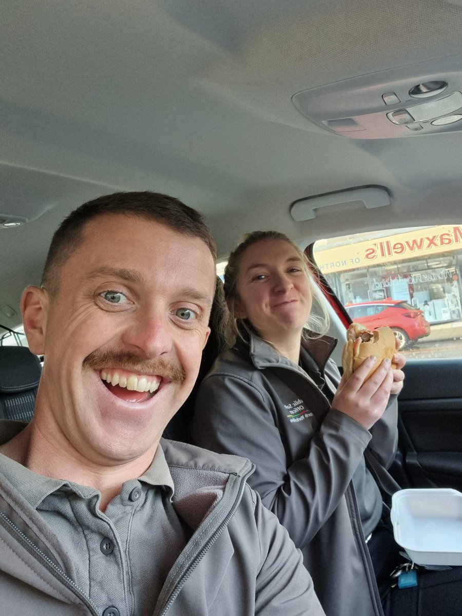 First day out the office with one of my good friend's <a href="/AlicePso/">PSO_Alice</a> today

We went to HQ to have a mornings input with members of <a href="/NYorksPolice/">North Yorkshire Police</a> Rural Task Force 🐴🐏🐄🚜🚙🚔

Another string to our PSO bows 🏹