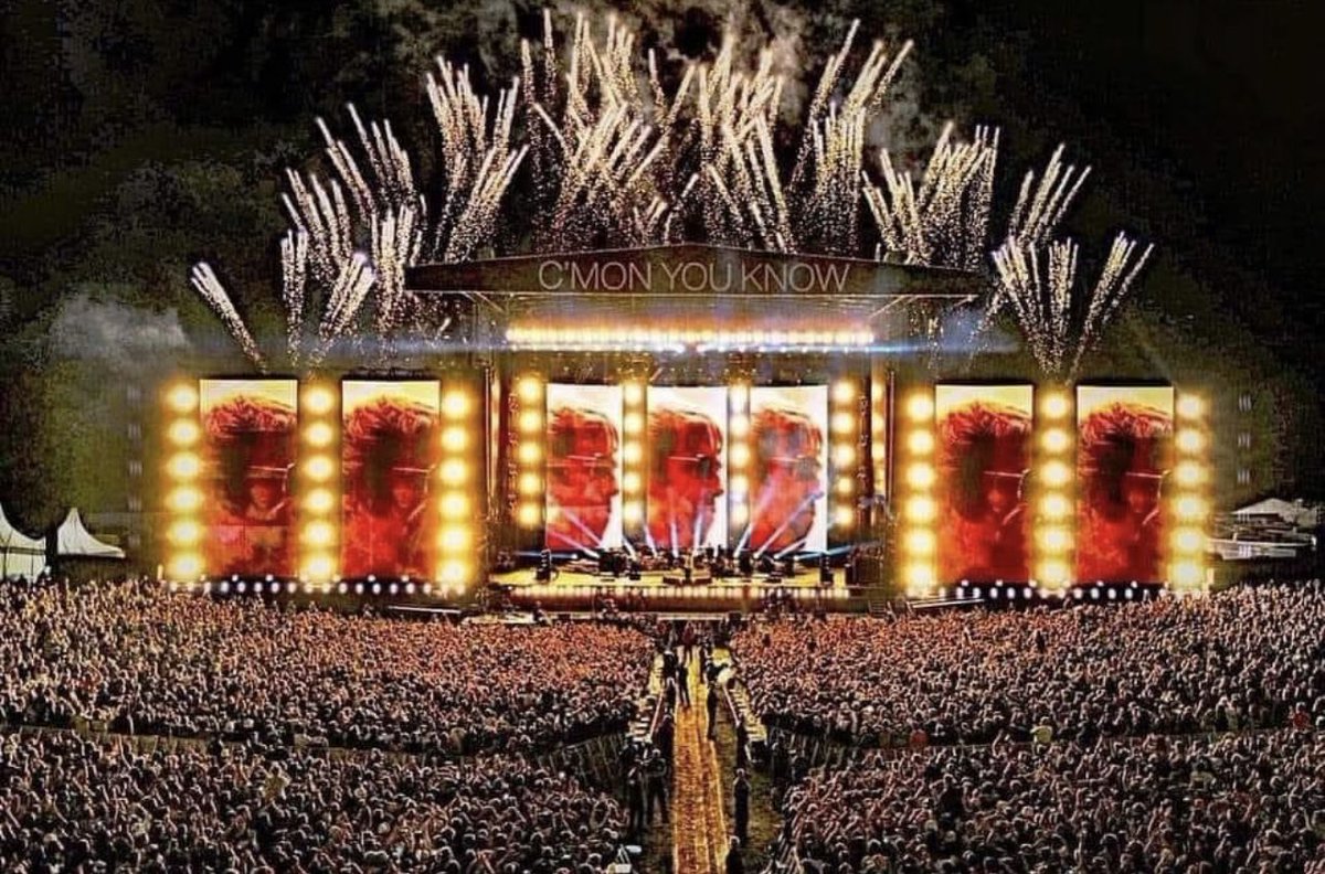 Please help me find the person who took this photo so I can buy a copy to make my fiancé’s Christmas!!! #Knebworth22 <a href="/liamgallagher/">Liam Gallagher</a>