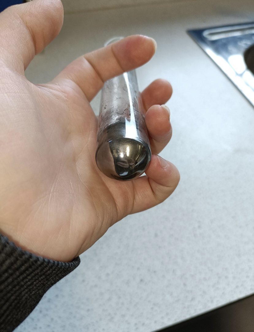 Silver mirror testing in Y13 chemistry today. But what are we testing for…?! #organicchemistry #excellence