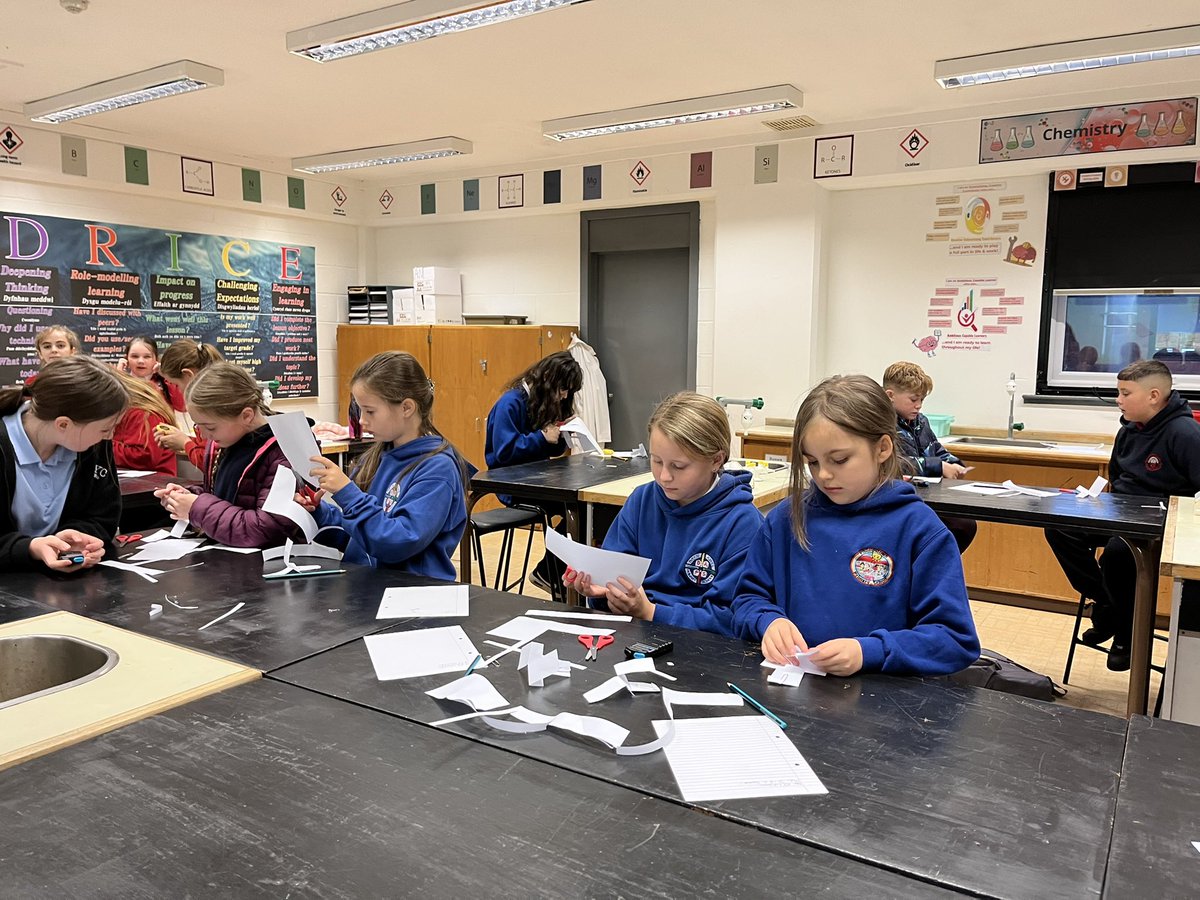 Mrs D Parfitt tweet media