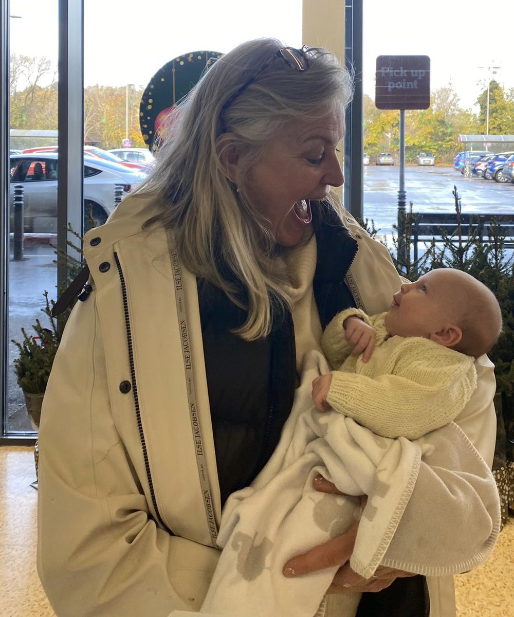 Sue Llewellyn tweet media