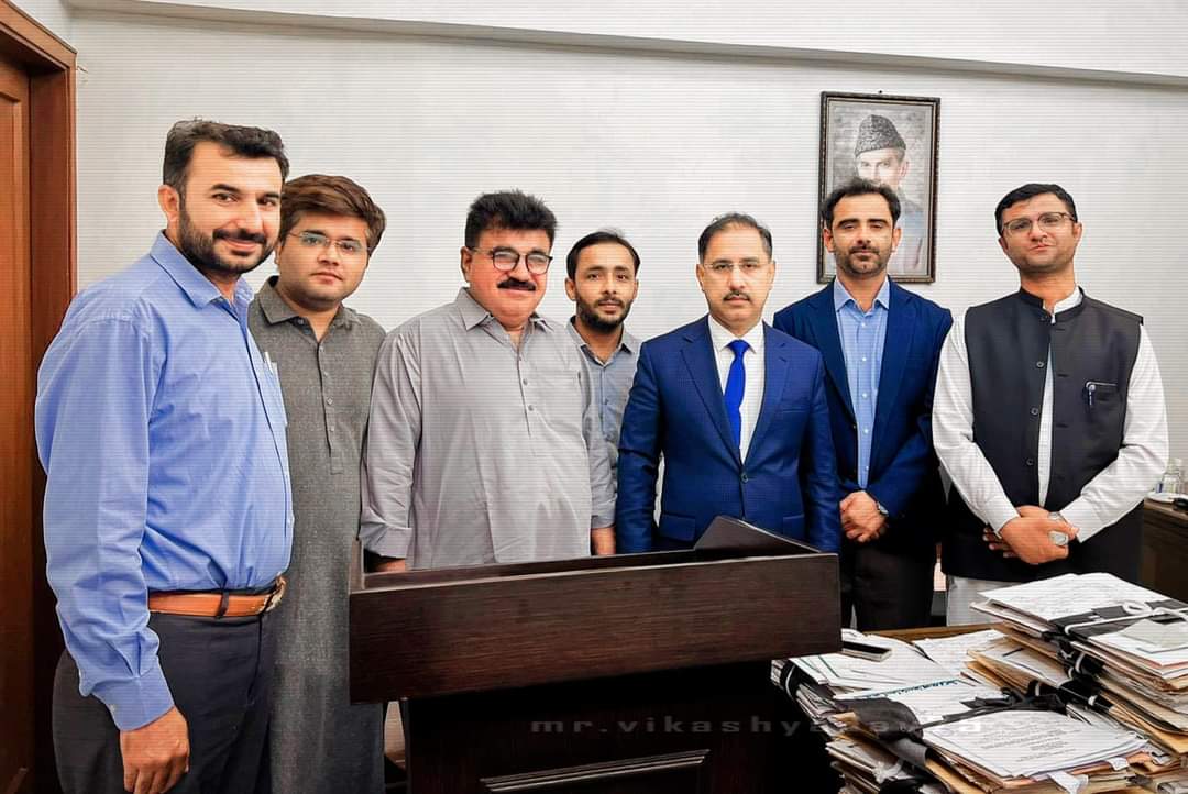 CivilYda's tweet photo. YDA Sindh delegation had visted @SindhHealthDpt for followup of various issues. We appreciate @AzraPechuho &amp; @SindhHealthDpt for redressel of issues.Workup on Deputation policy,Promotions hs been started.Redressel committe will meet tomrow for Allowances equal to other provinces. https://t.co/QkT5EWaXfN