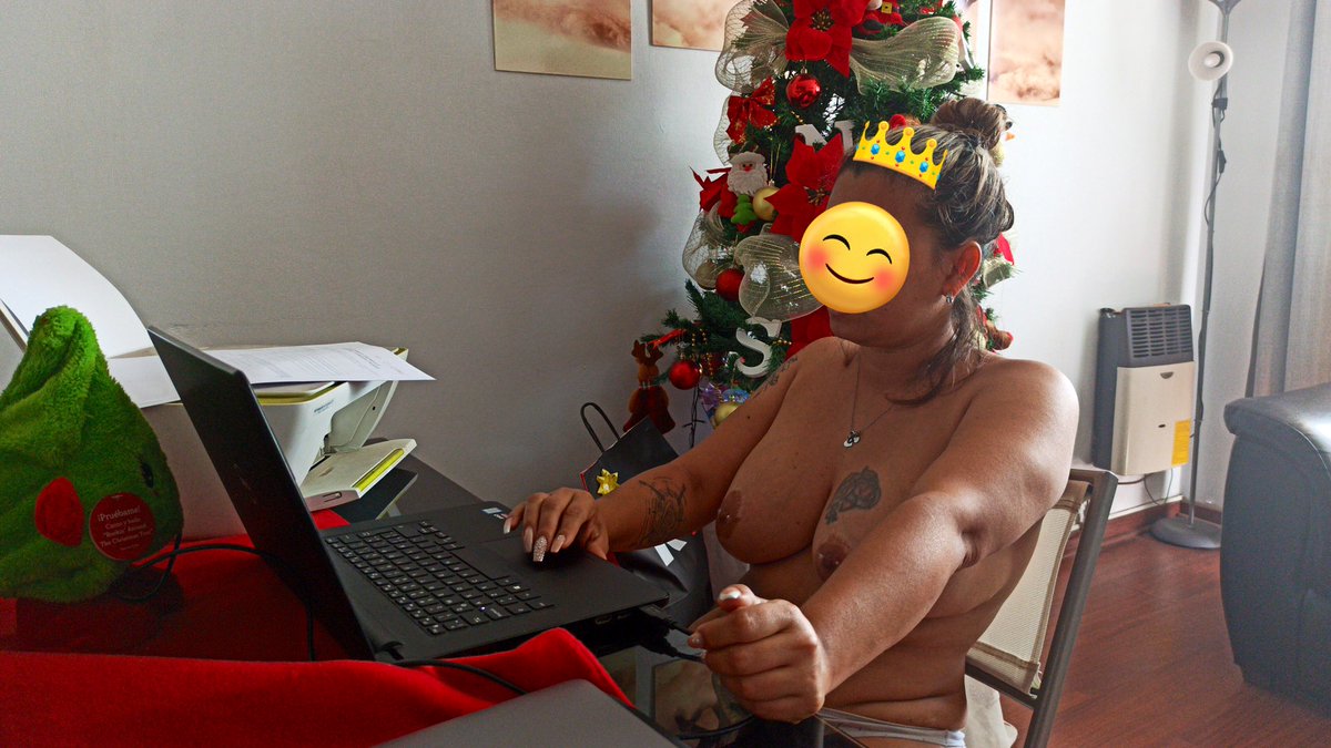 ChileSw2's tweet photo. Trabajando desde casa con este calor https://t.co/fEcHwzGnNb