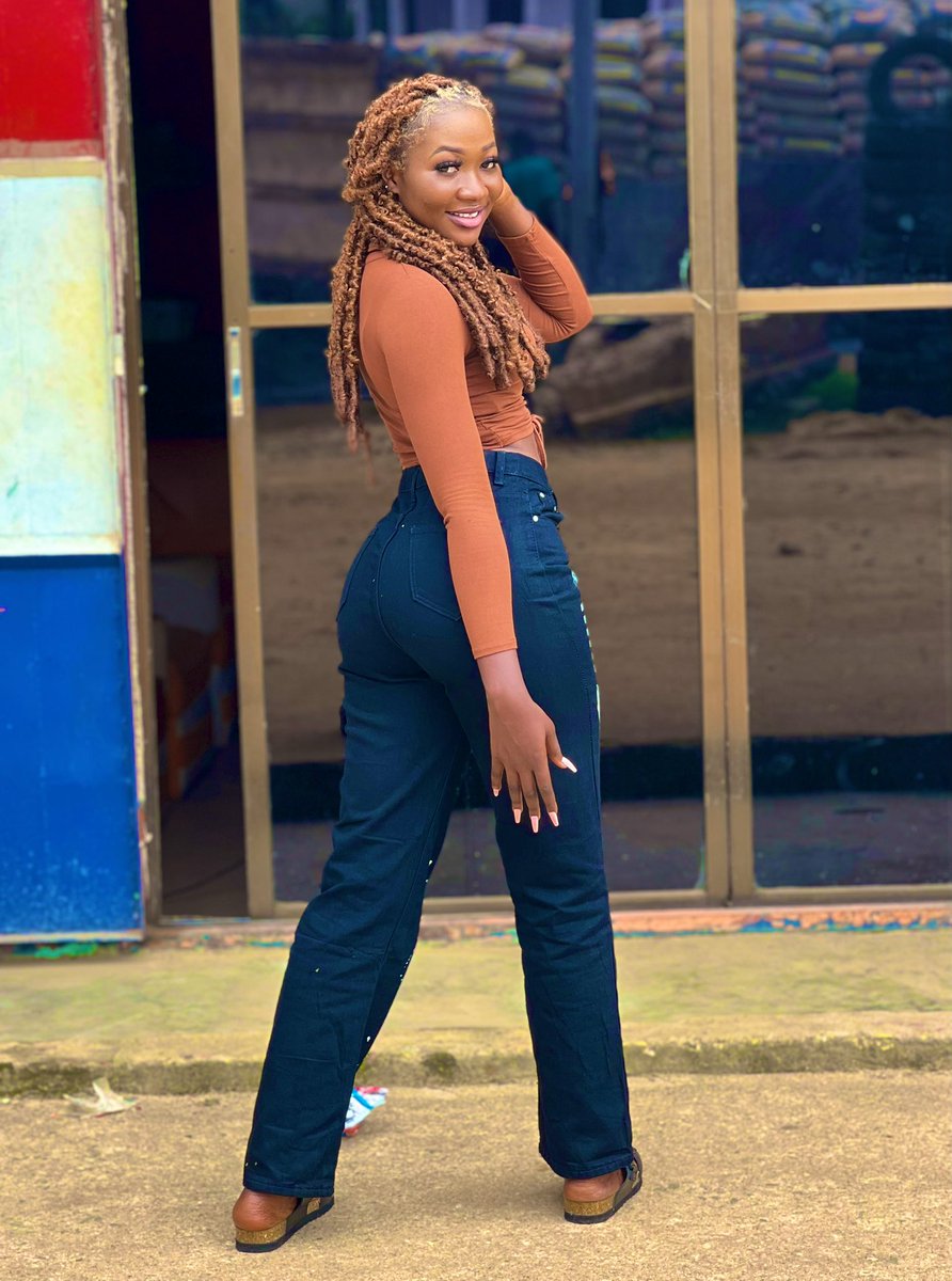 RojolineM's tweet photo. I love this girl like damm ☺️
Sis Fantastic the beauty is everything 🥰 my darling https://t.co/oH1CMd2xfi