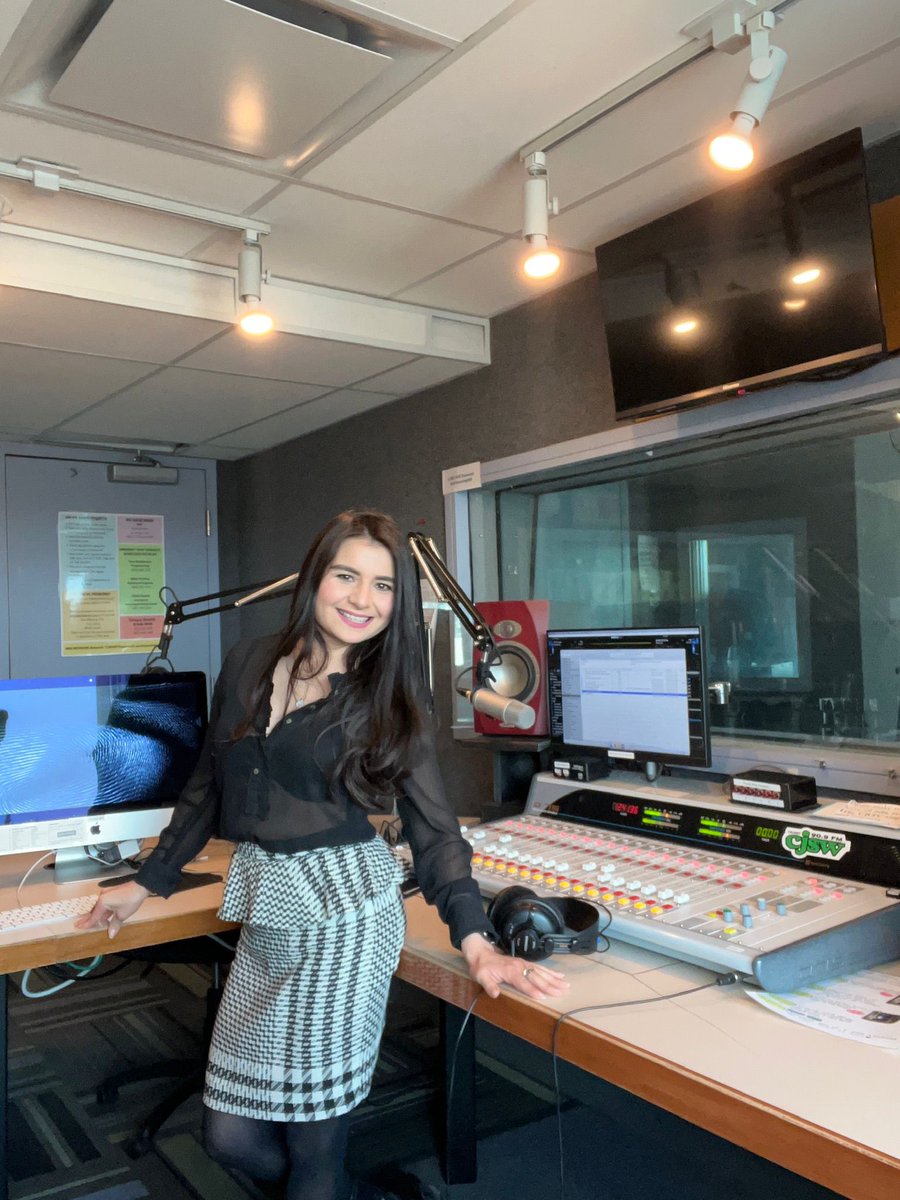 ConectateNash's tweet photo. 💗
#canada #canada🇨🇦 #nashchaparro #Photo #nashproductions #calgary #yyc #radio #conectateconnash #uofc #cjsw #friends #journalist https://t.co/ebovzbSB1j