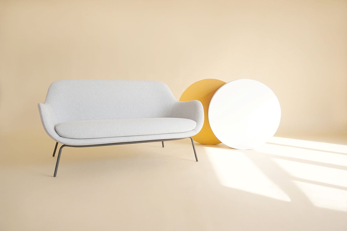 fusefurniture's tweet image. Smile-tomorrow's Friyay!!! Our cutie sofa, Smile, with its stunningly simple and soft lines - sooo luscious! #smile #sofastodiefor #commercialsofa #makeover #receptionsofa #resortlobby #madeinaustralia